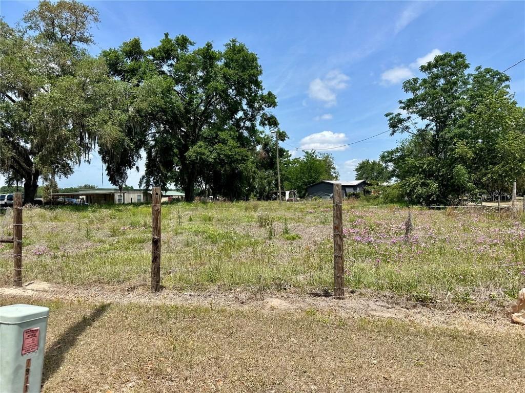 7252 Cr 710, Center Hill, FL 33514