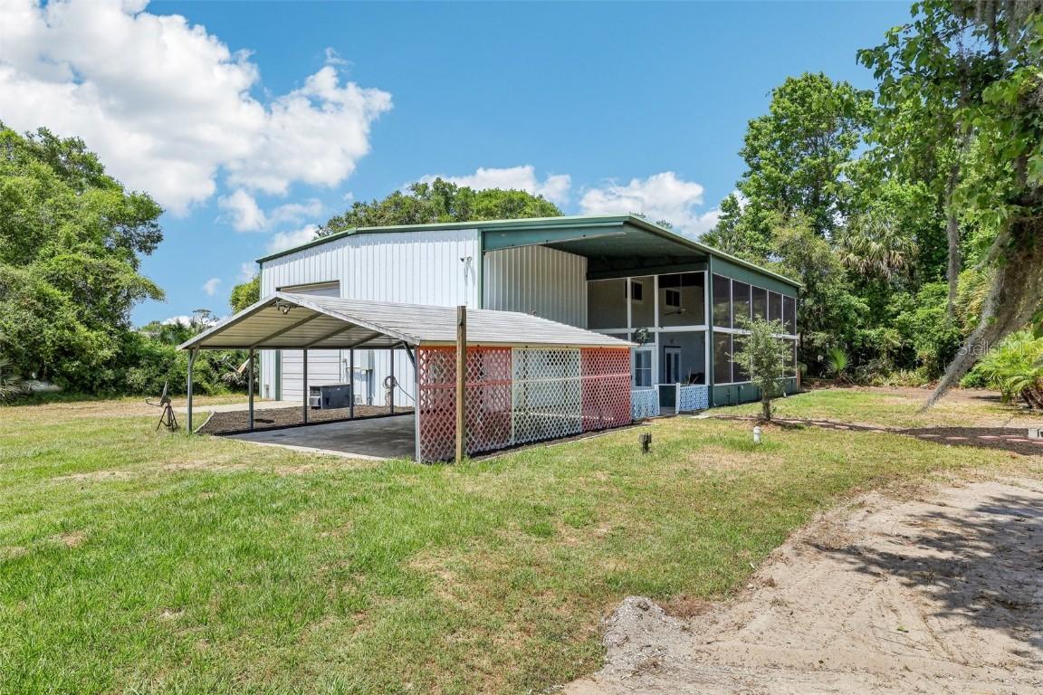 300 Carol Ann Dr., Edgewater, FL 32132