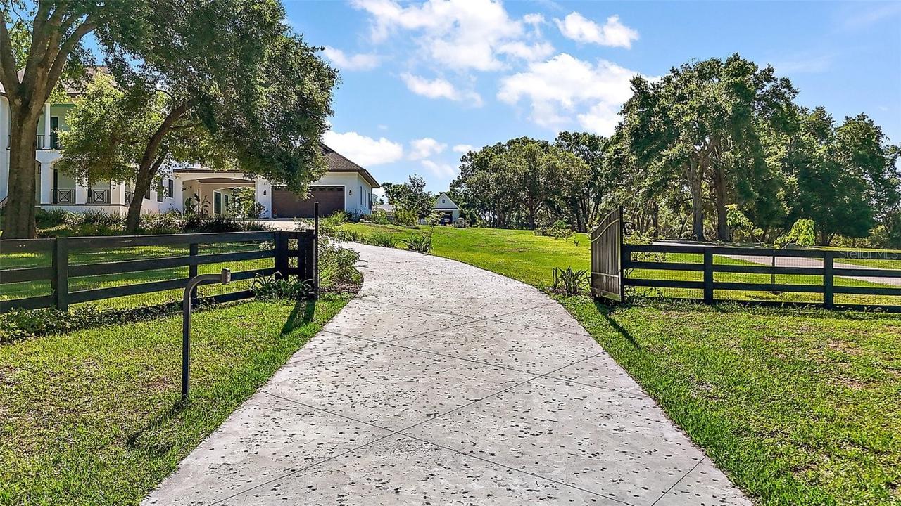 6905 Clayton St., Mount Dora, FL 32757