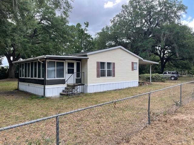 53 CR 491 S, Lake Panasoffkee, FL 33538