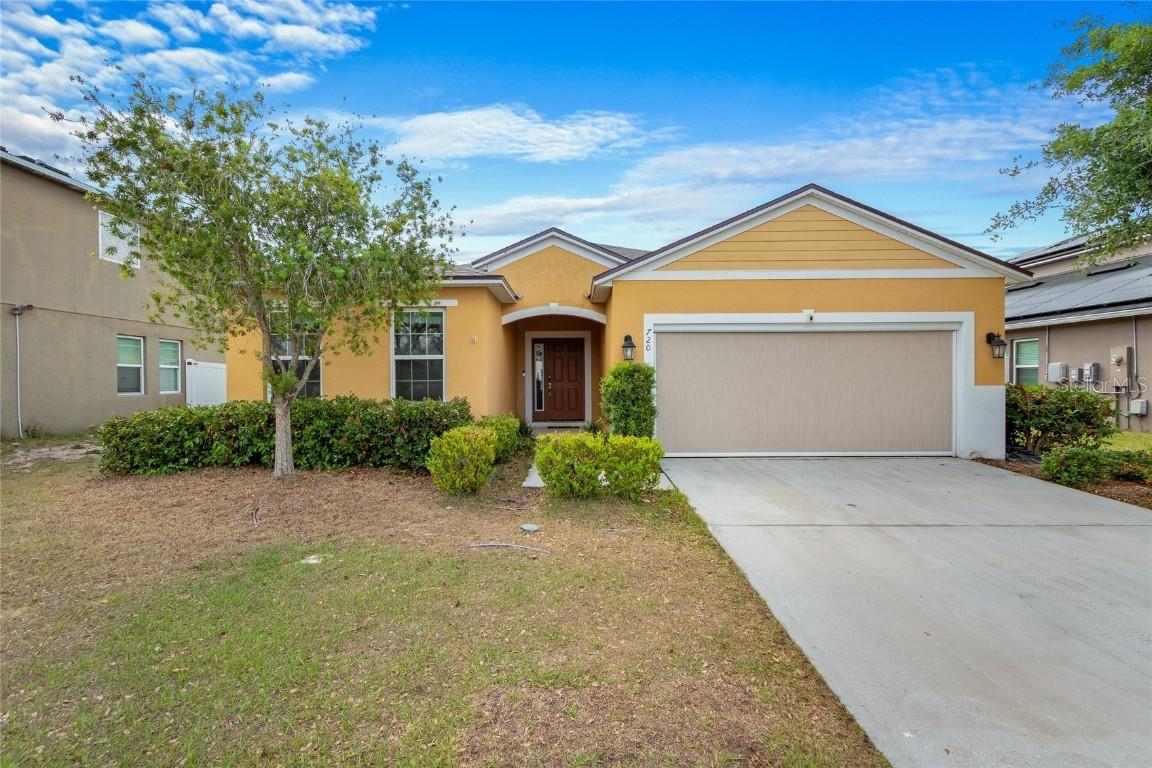 720 Black Eagle Dr., Groveland, FL 34736