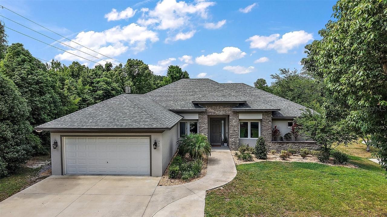 562 Dowling Cir., Lady Lake, FL 32159