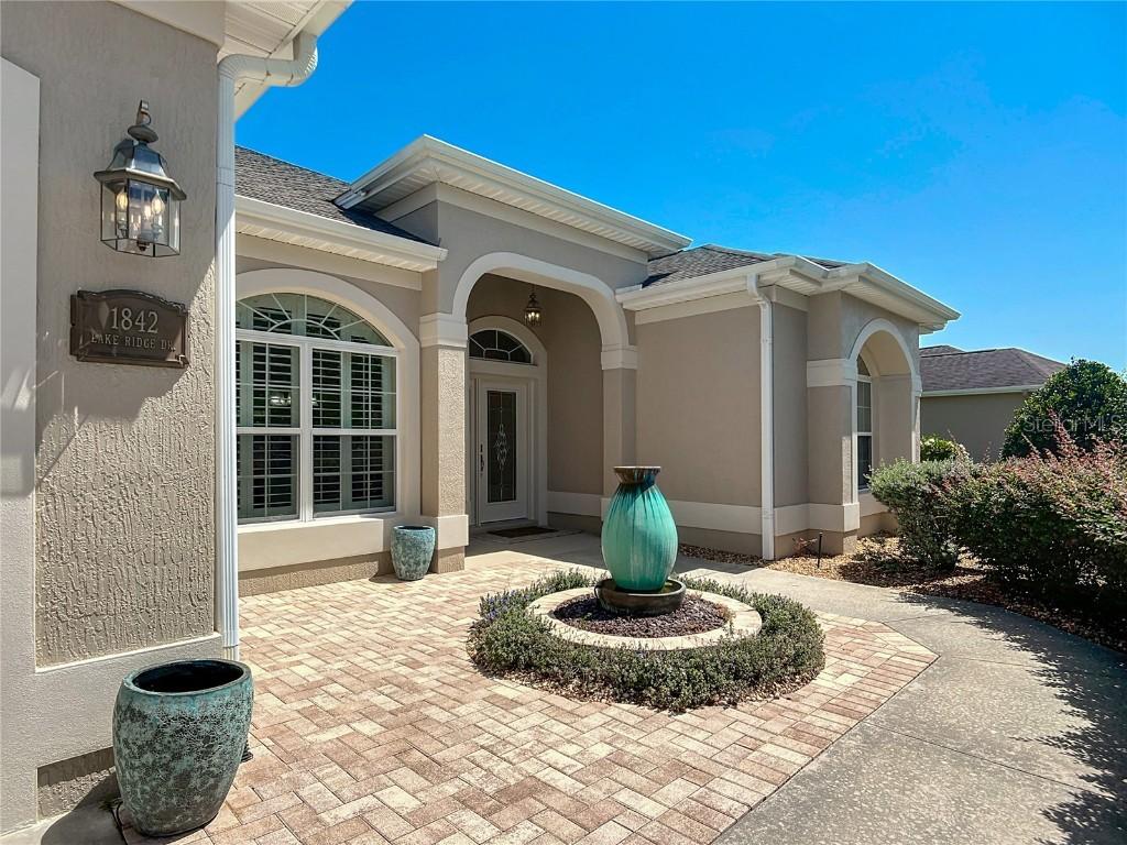 1842 Lake Ridge Dr., The Villages, FL 32162