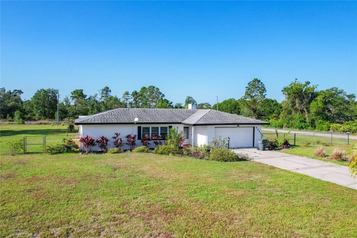 3221 Granada Dr., Indian Lake Estates, FL 33855
