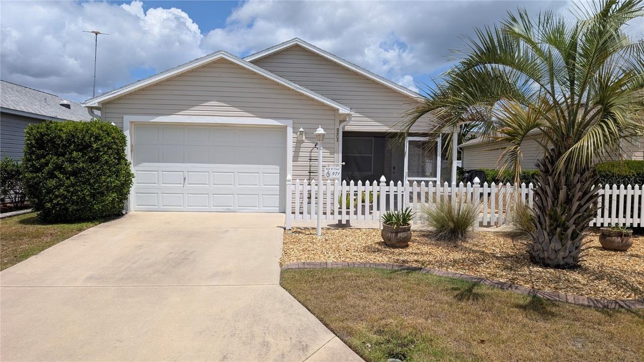 971 Margaux Tr., The Villages, FL 32162