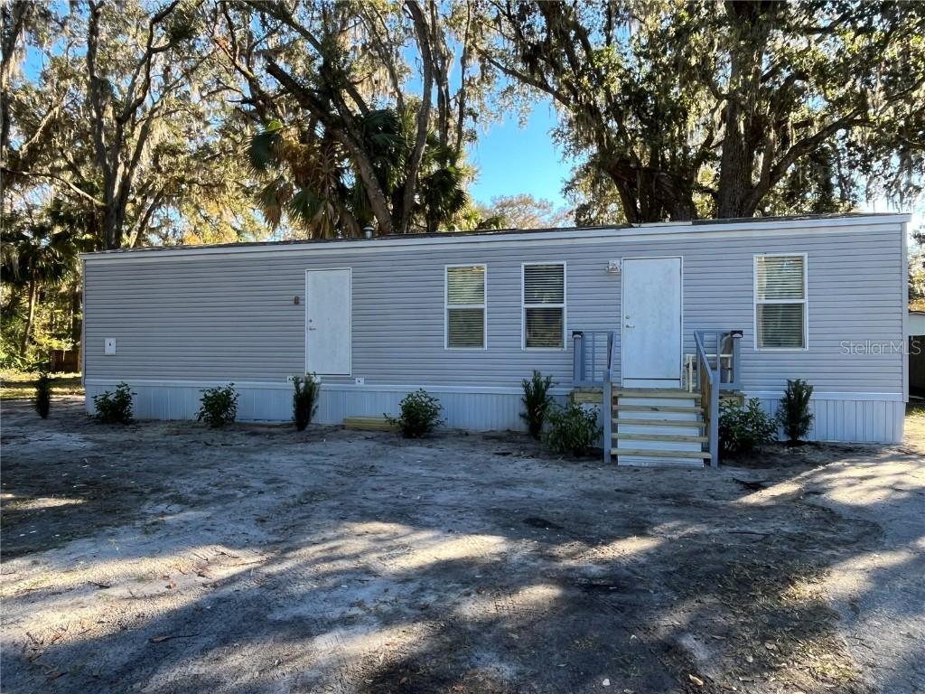 2986 N C-470, Lake Panasoffkee, FL 33538