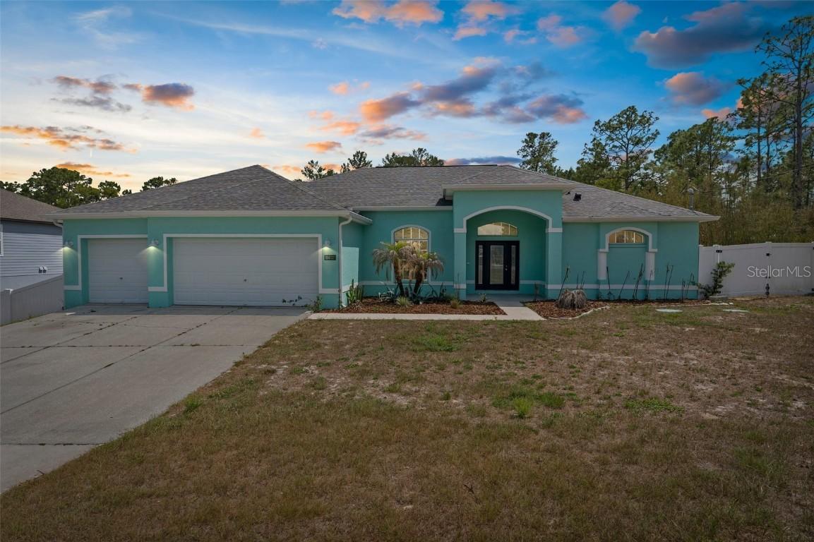 11344 Gallinule Ave., Weeki Wachee, FL 34613