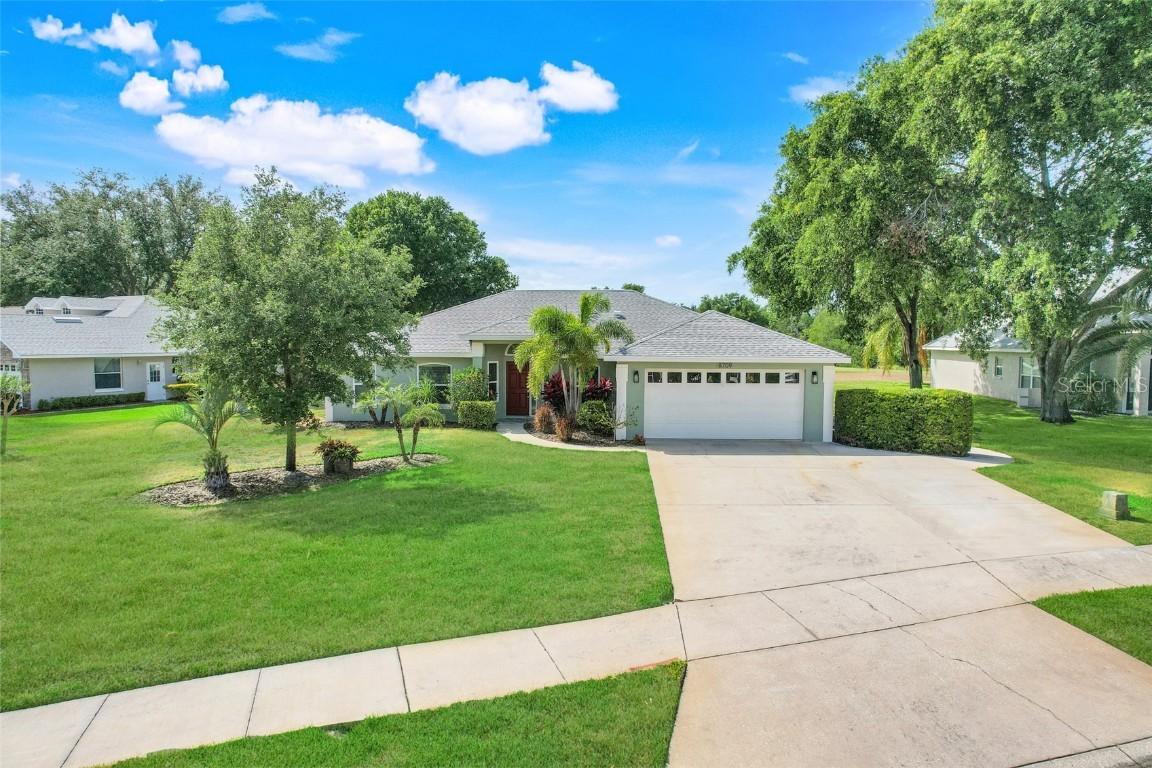 8709 Augusta Ct., Clermont, FL 34711