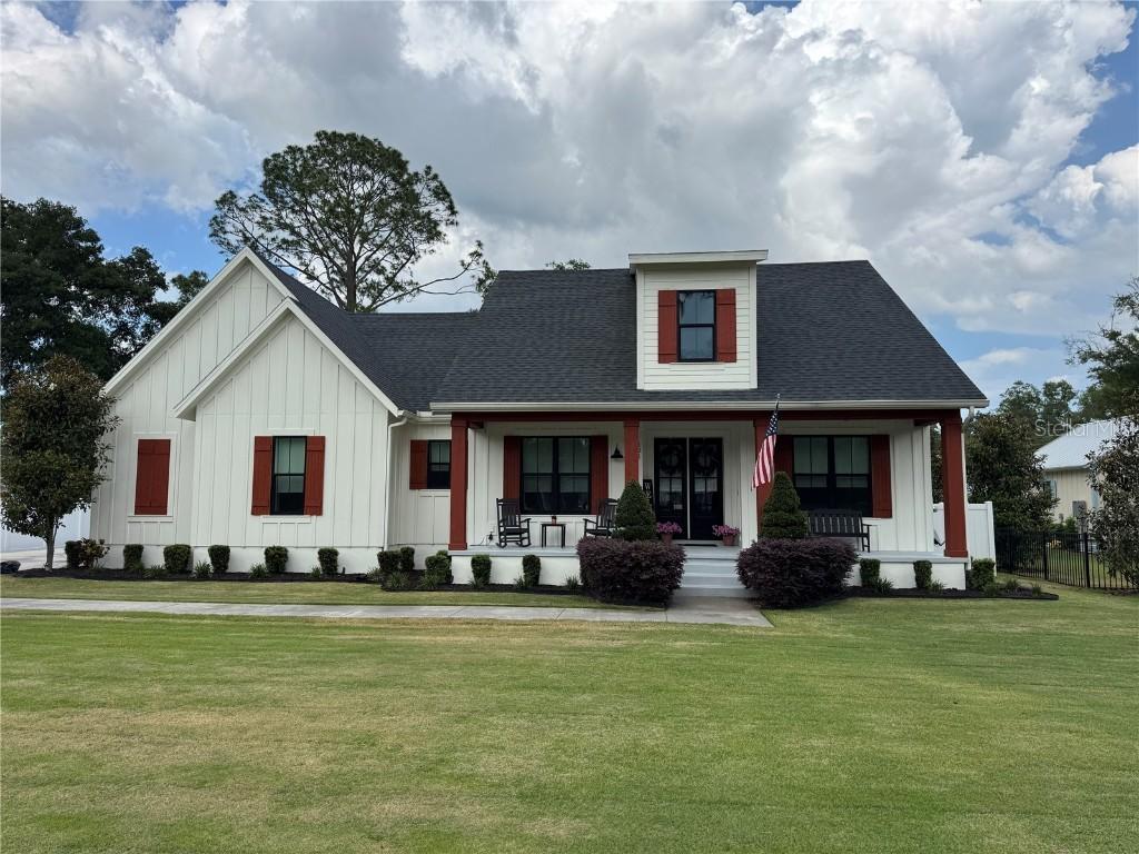 121 N Summit Ave., Lake Helen, FL 32744