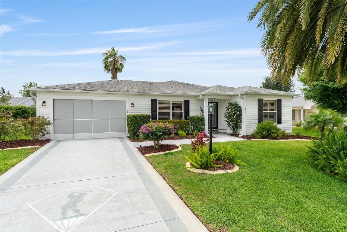 2022 Claudio Ln., The Villages, FL 32159