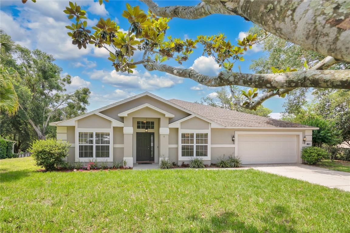 12512 Lake Ridge Cir., Clermont, FL 34711