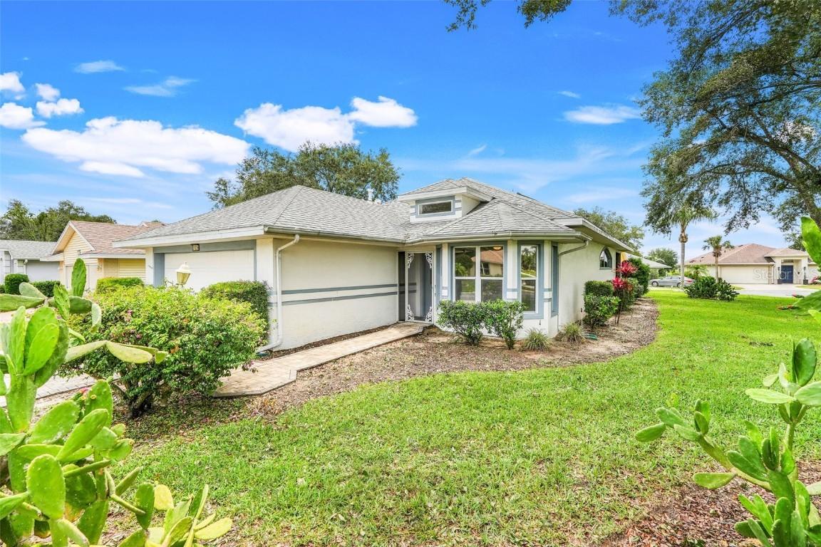 21226 Royal St Georges Ln., Leesburg, FL 34748