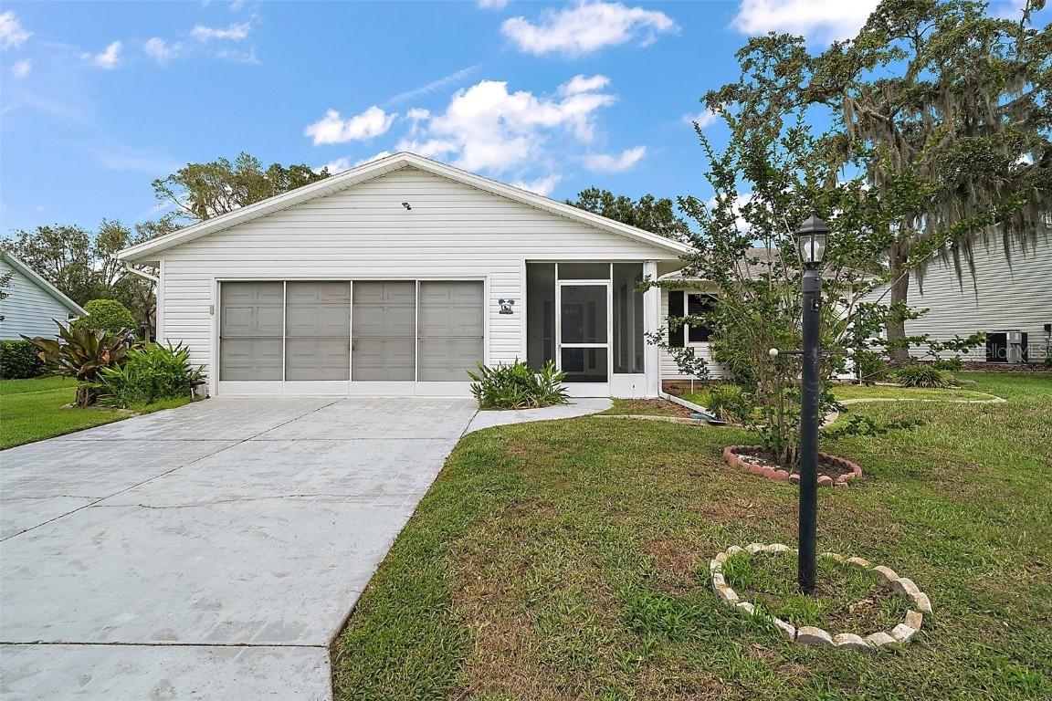 5618 Rosewall Cir., Leesburg, FL 34748