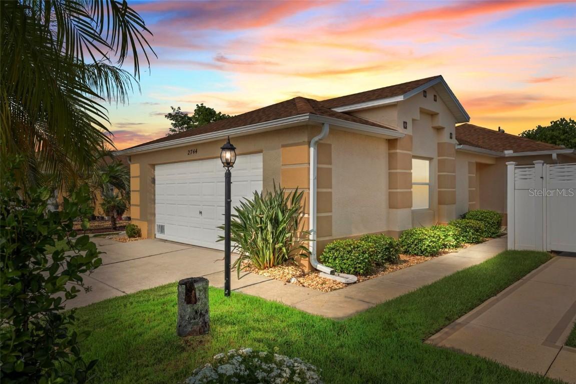 2744 Gresham Ave., The Villages, FL 32162