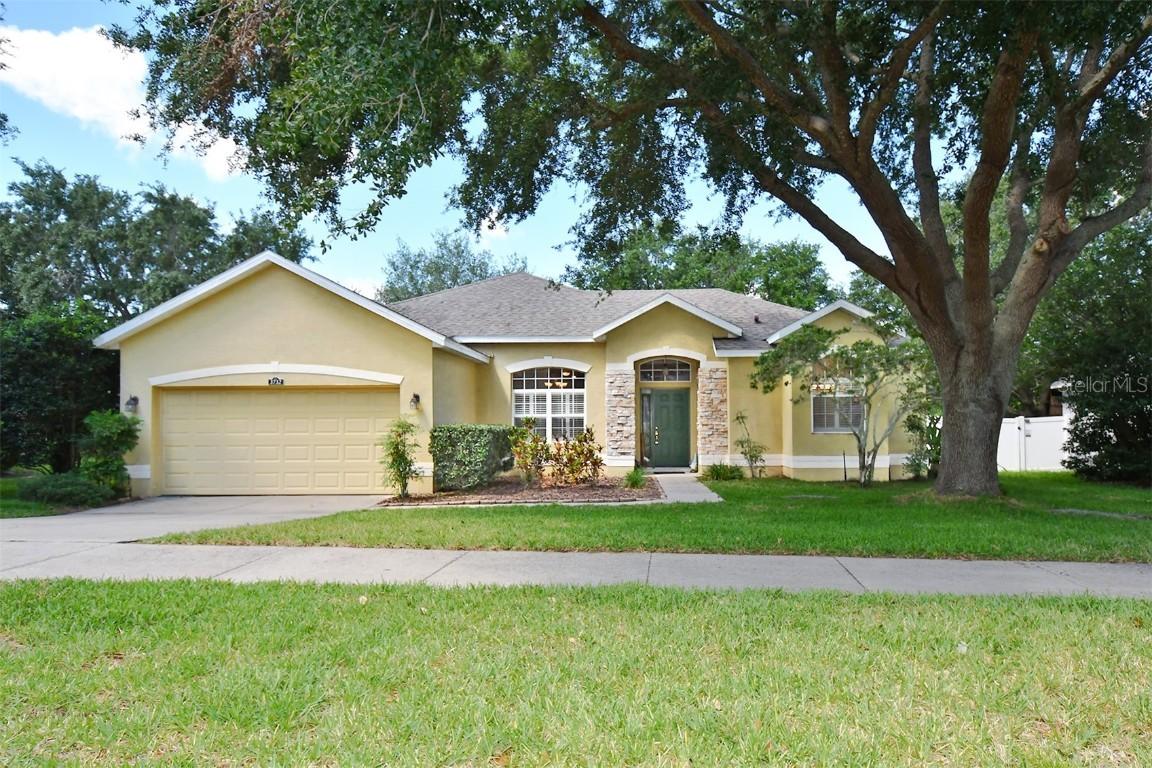 3732 Fallscrest Cir., Clermont, FL 34711