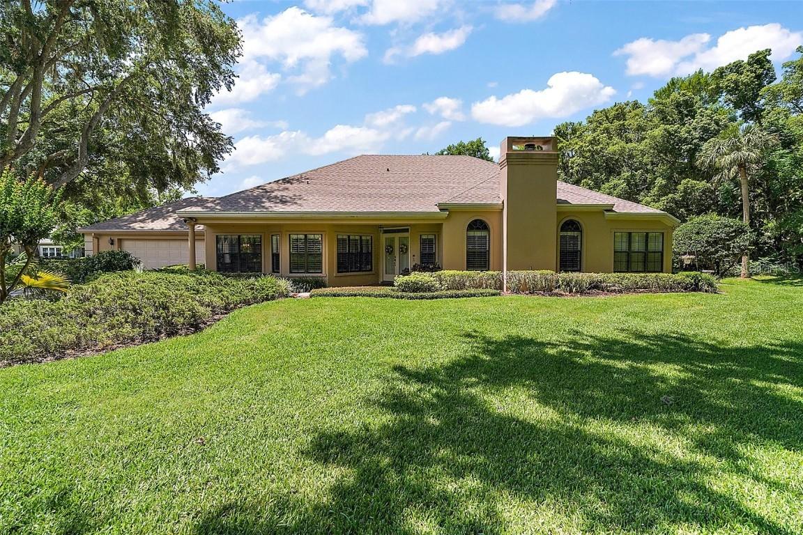 621 High Point Dr., Mount Dora, FL 32757
