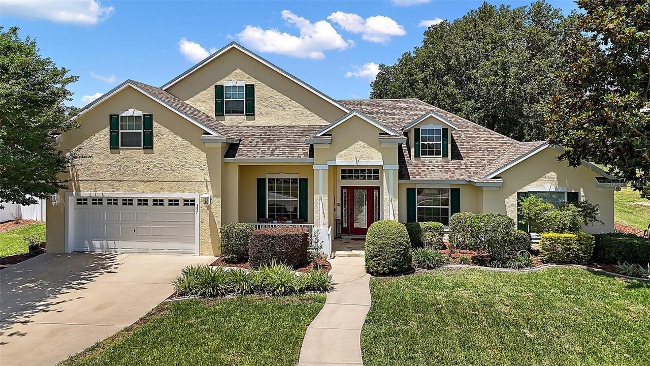 397 Anderson Dr., Tavares, FL 32778