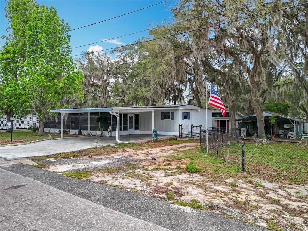 36736 Brook Rd., Fruitland Park, FL 34731