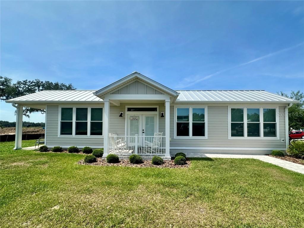 12077 Lakeshore Way, Oxford, FL 34484