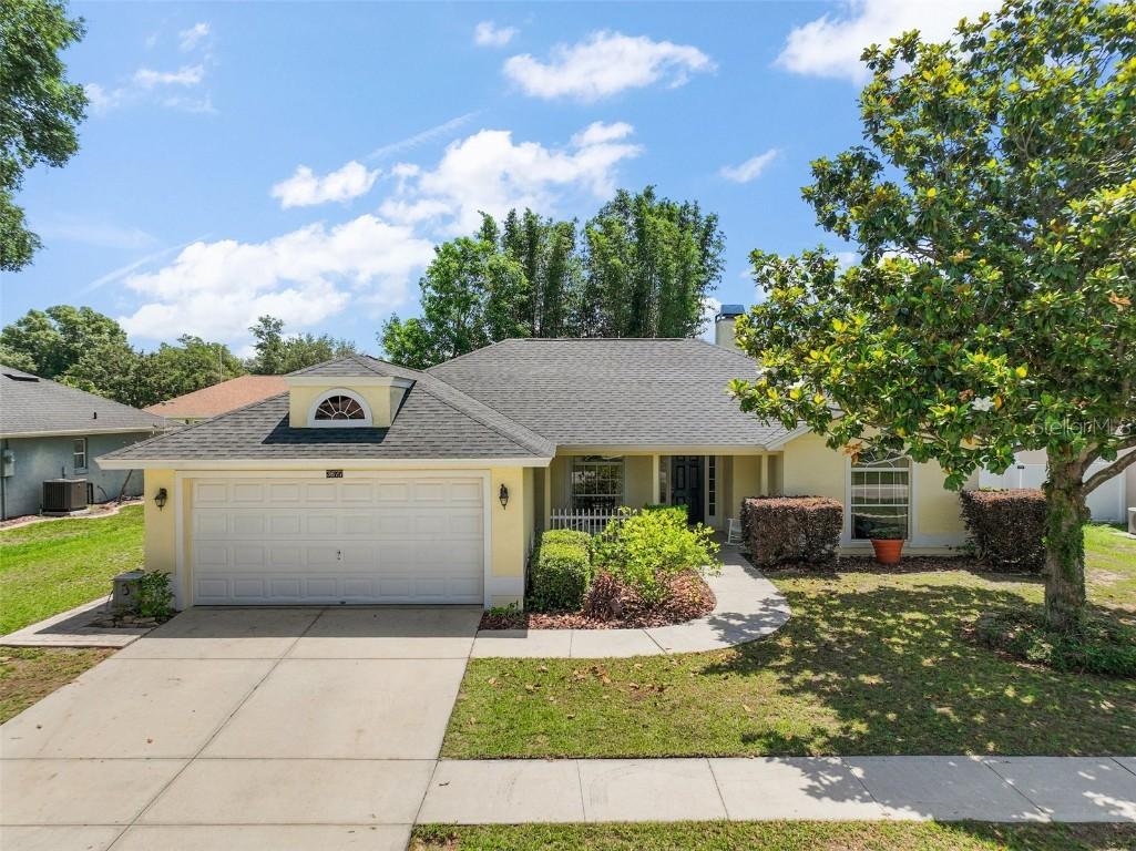 3677 Park Green Ct., Tavares, FL 32778