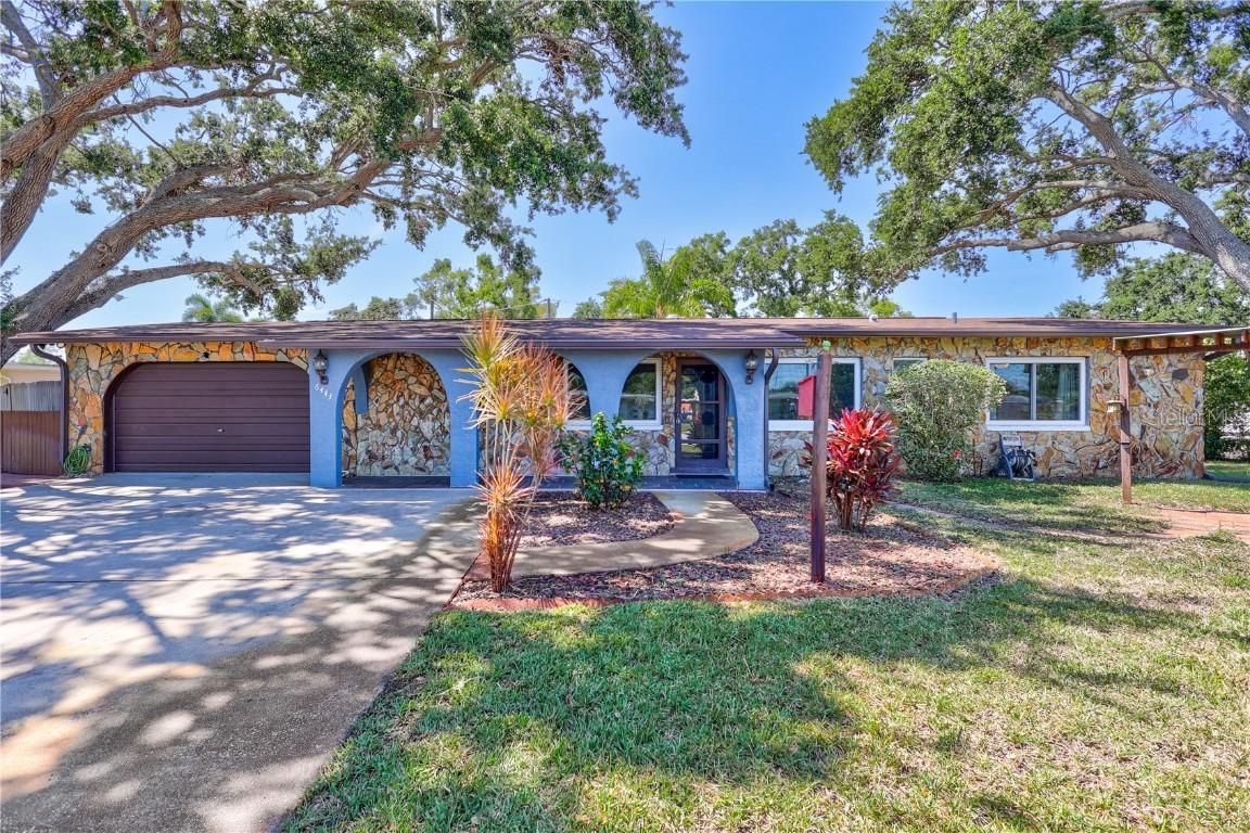 6443 34th Ave., St Petersburg, FL 33710