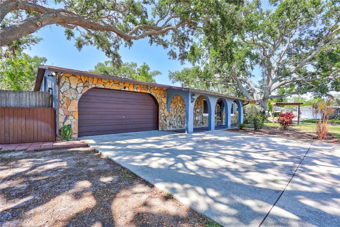 6443 34th Ave., St Petersburg, FL 33710