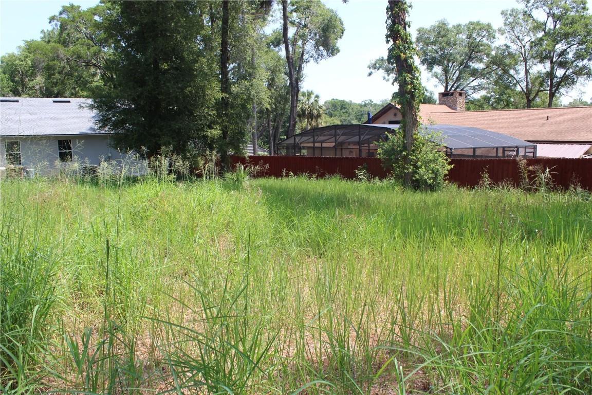 Apawamis Dr., Sorrento, FL 32776