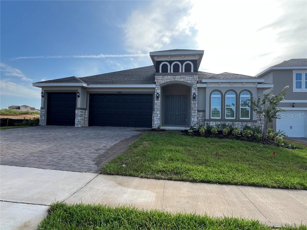 1849 Sunshine Peak Dr., Minneola, FL 34715