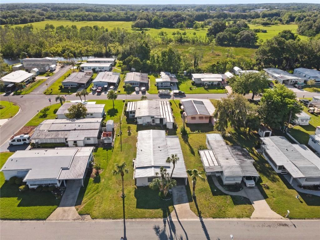 617 Coachwood Central, Leesburg, FL 34748