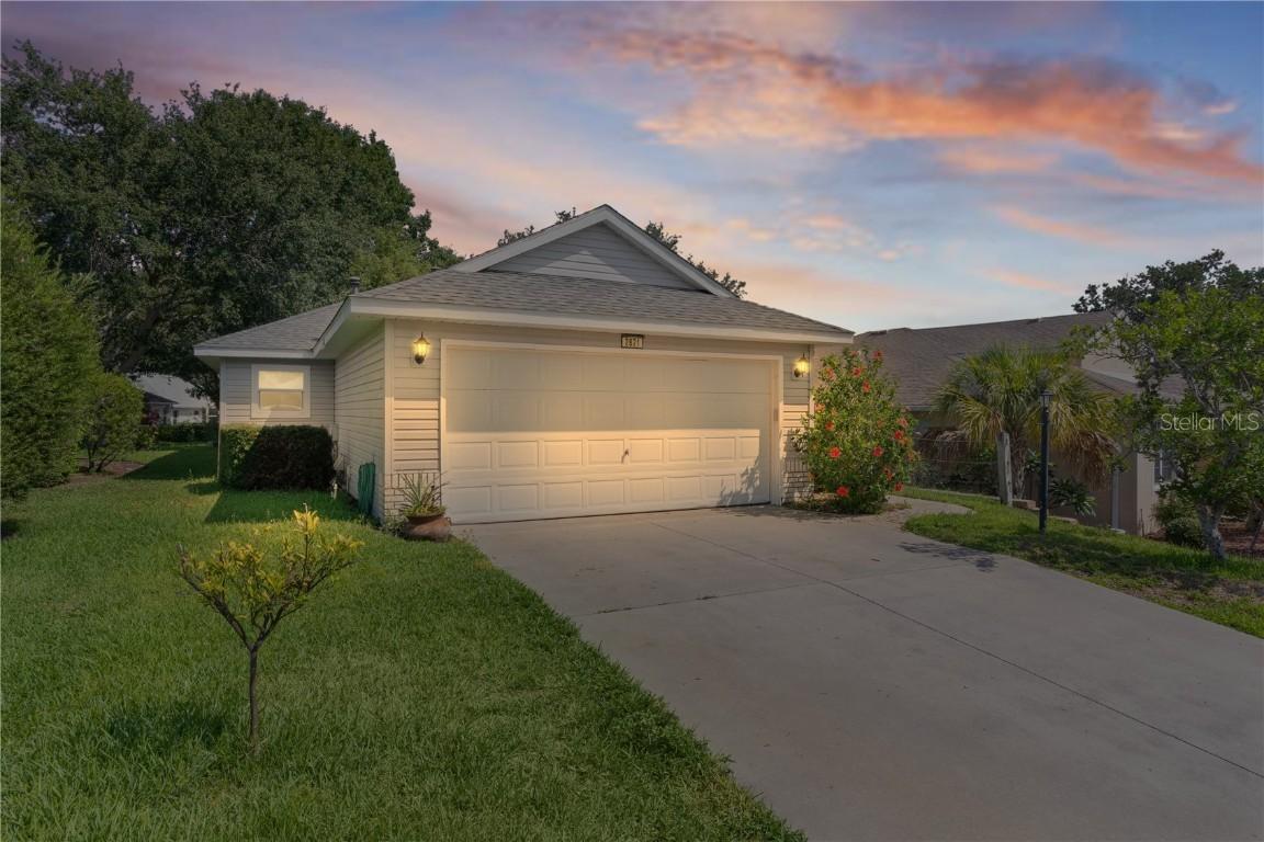 2821 Mediterranean Loop, Tavares, FL 32778