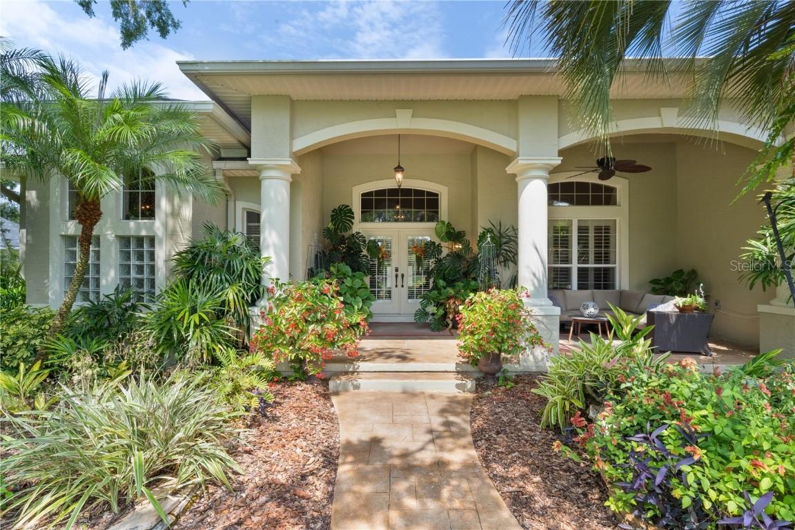 2904 Avalos Dr., The Villages, FL 32162