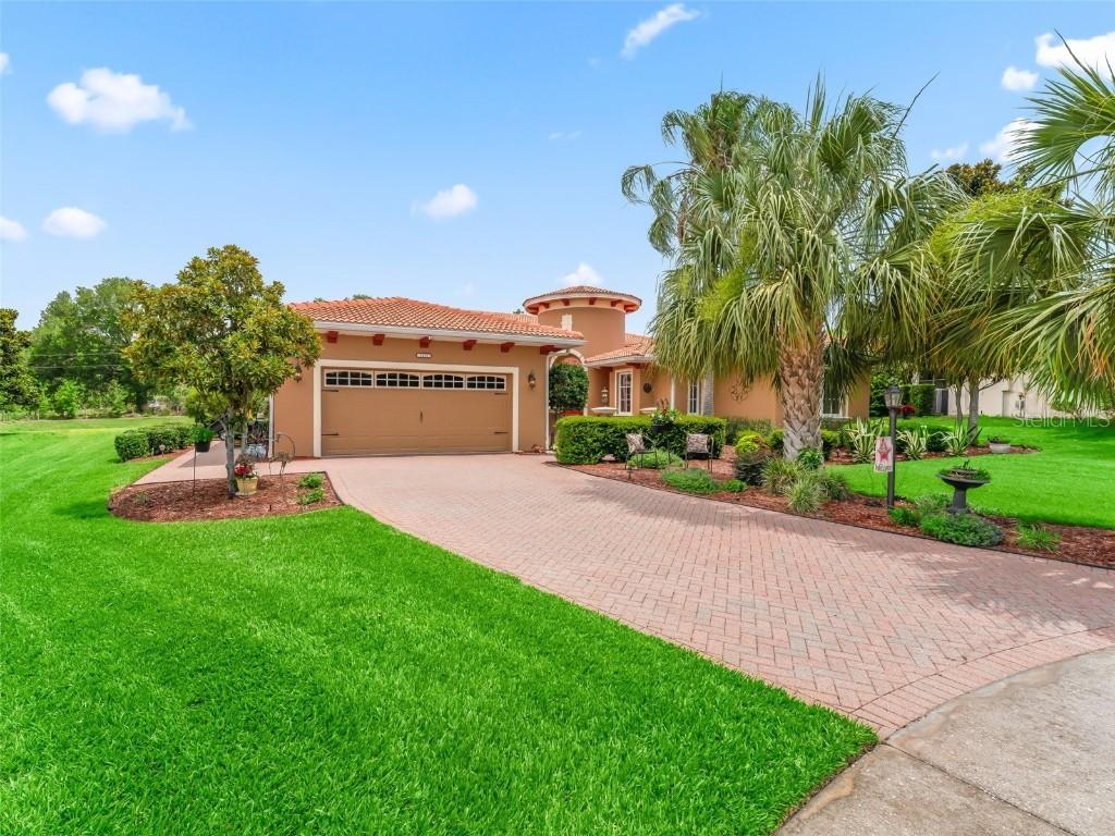 5235 Island Terrace Ct., Lady Lake, FL 32159