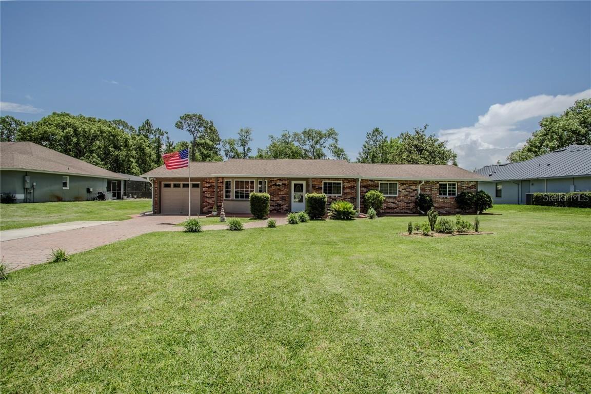 11418 Lake Eustis Dr., Leesburg, FL 34788