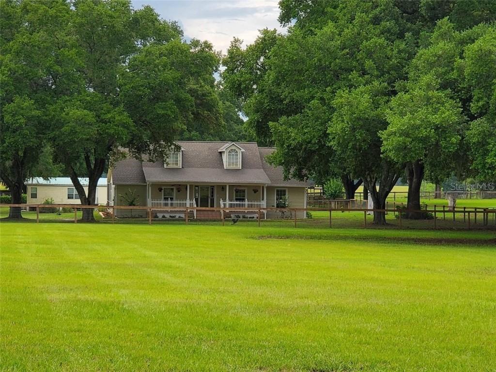 17670 SE 283rd Ave., Umatilla, FL 32784