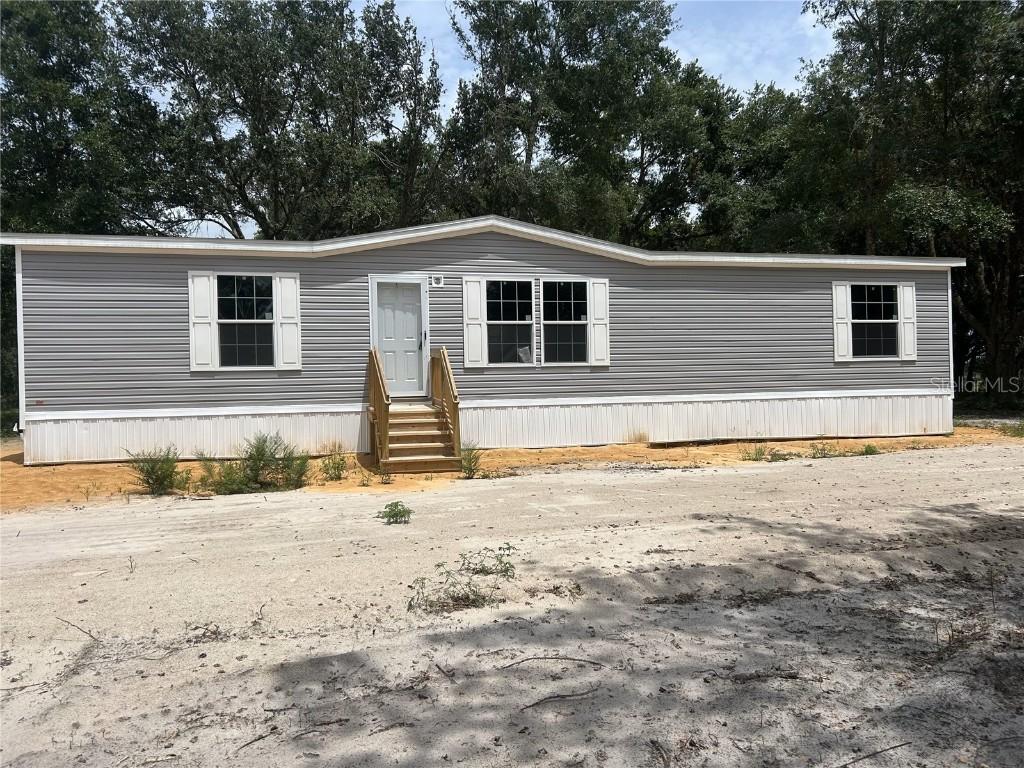 892 SE 124th Ave., Webster, FL 33597