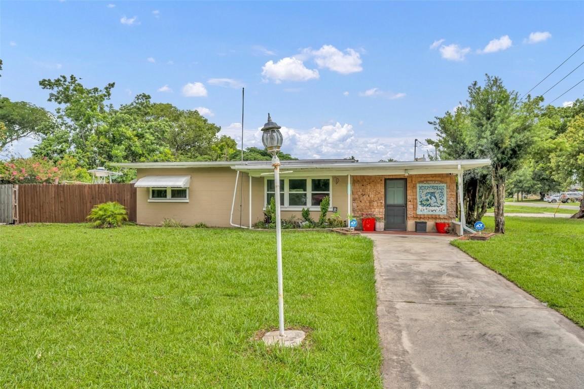 1 W Pierce Ave., Orlando, FL 32809