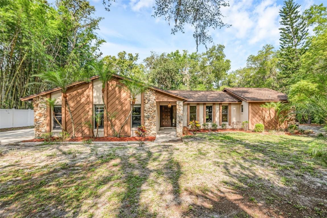 161 Cindy Ct., Lake Mary, FL 32746