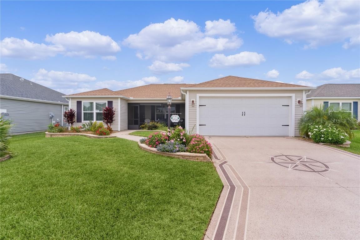 1721 Germakian Ln., The Villages, FL 32163
