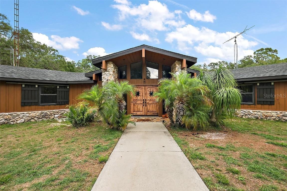 672 E Belt Ave., Bushnell, FL 33513