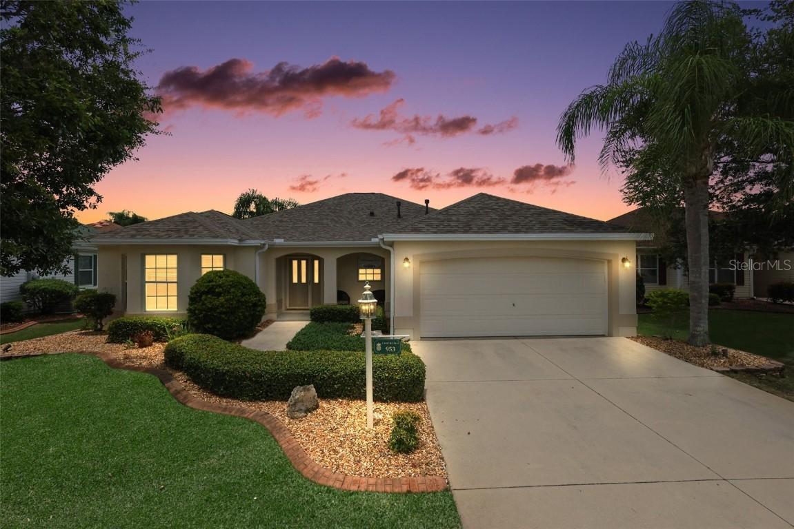 953 Mayo Ct., The Villages, FL 32162