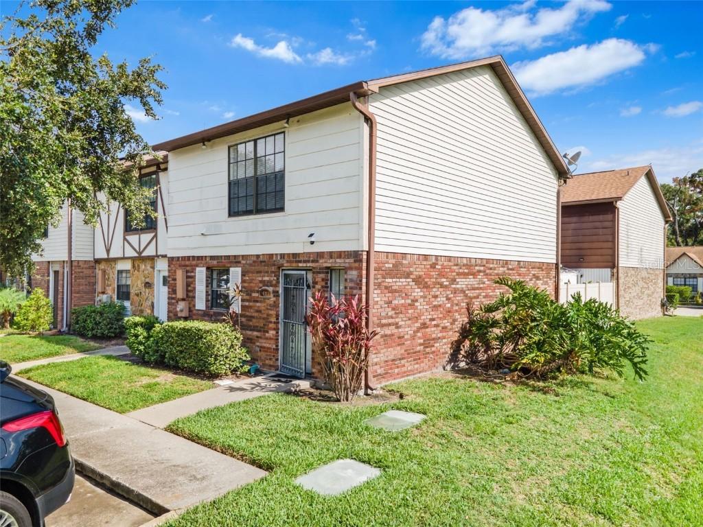 3401 Sunrise Villas Ct., Tampa, FL 33614
