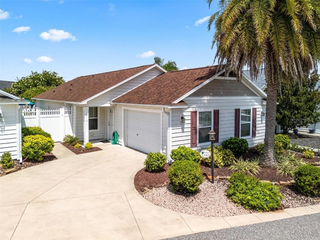 1762 Meadowlark Ave., The Villages, FL 32162