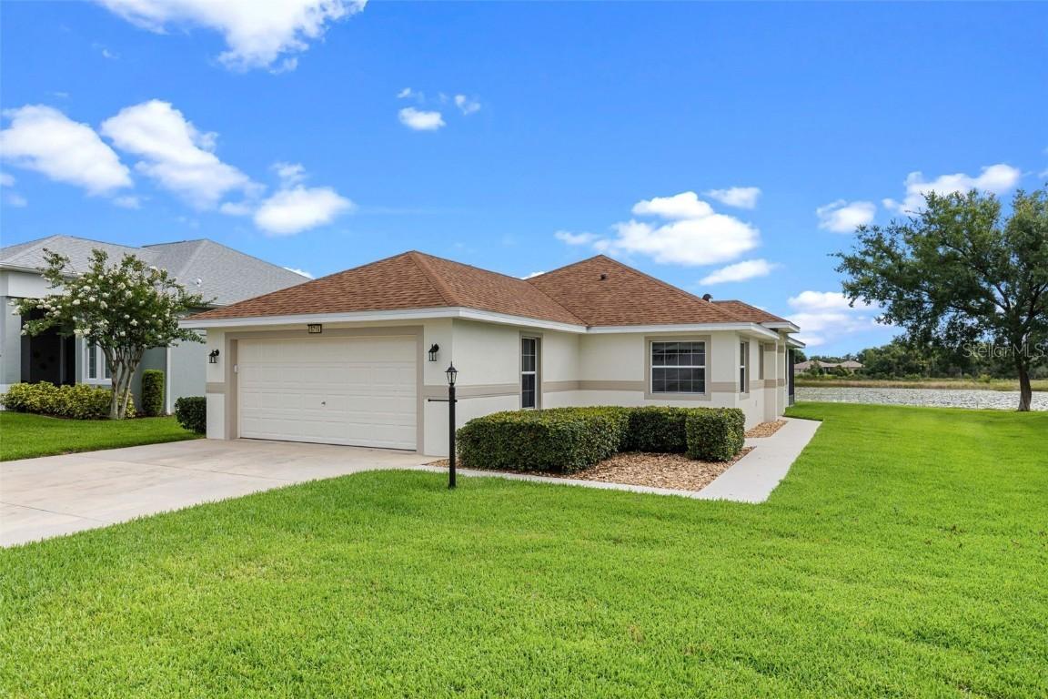 5715 Illumination Ln., Leesburg, FL 34748