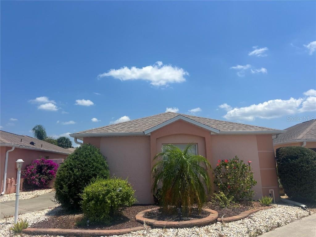 627 Nuevo Leon Ln., The Villages, FL 32159