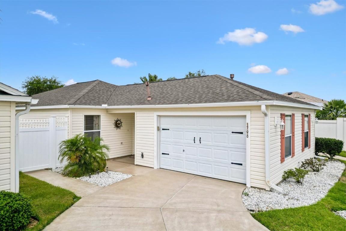 1798 Longwood Ct., The Villages, FL 32162