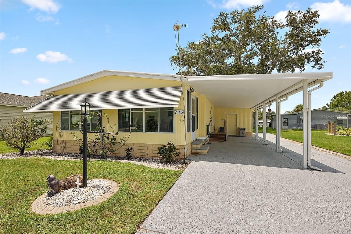 717 Truman Ave., The Villages, FL 32159