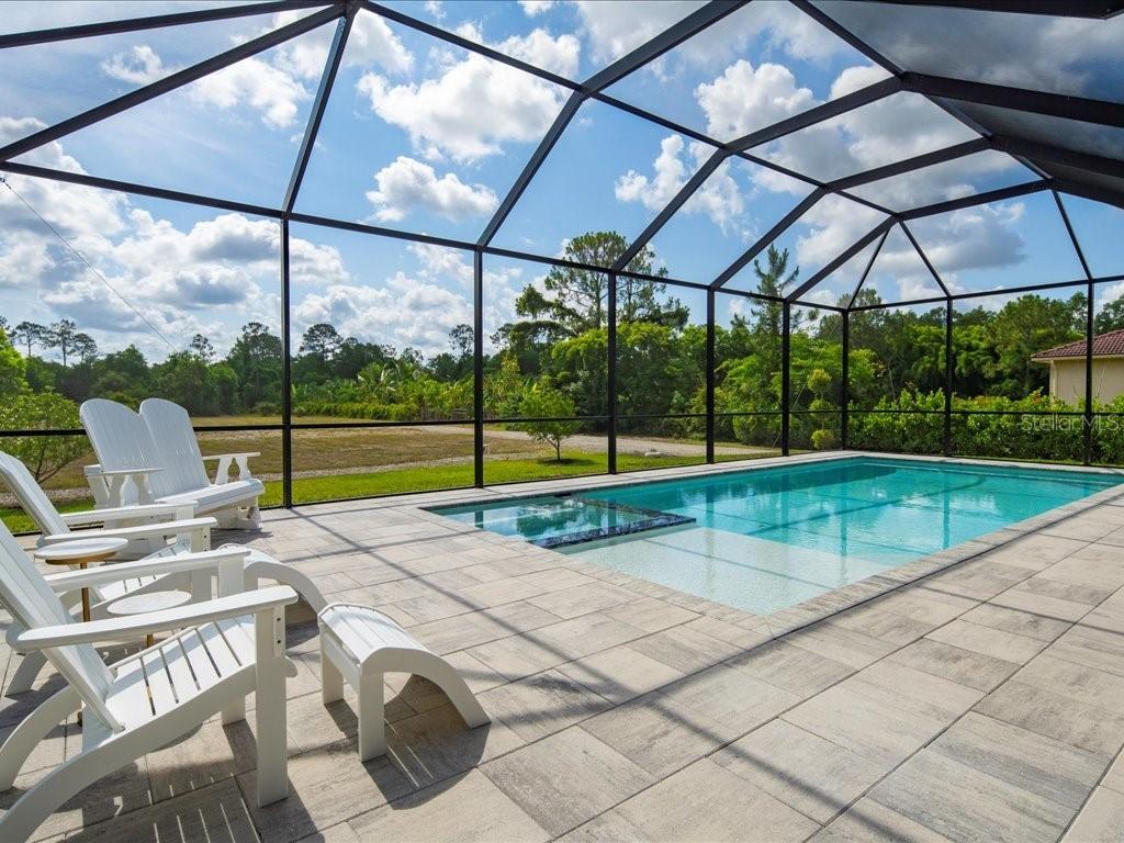 836 14th St., Naples, FL 34117