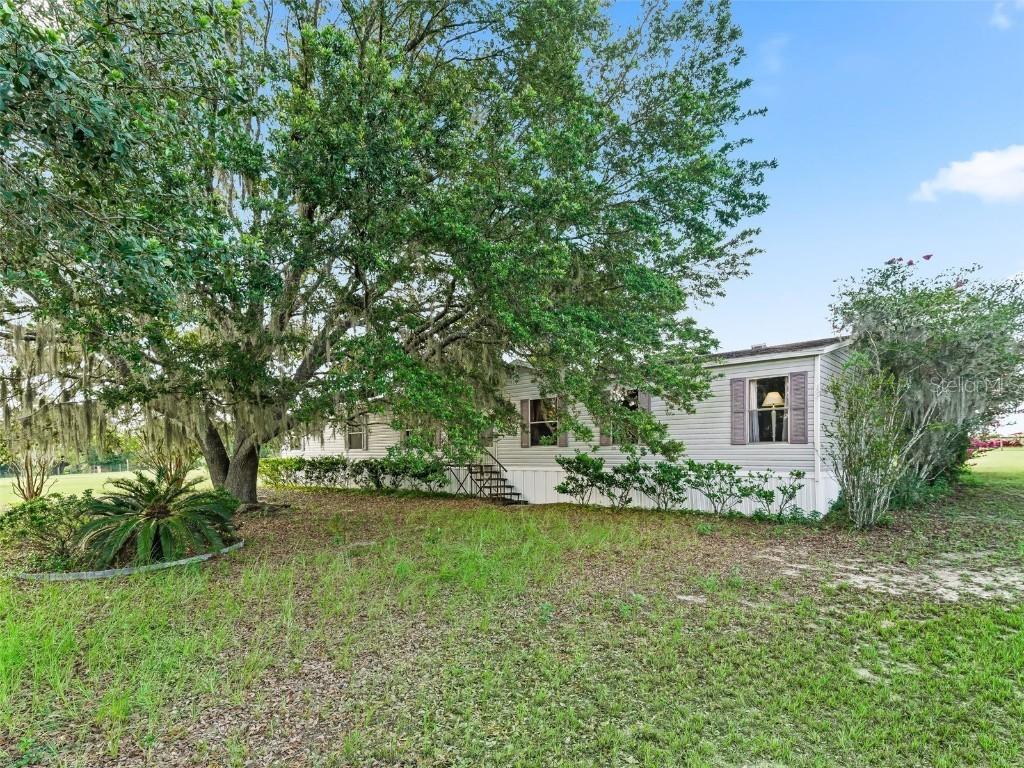17260 SE 55th Pl., Ocklawaha, FL 32179