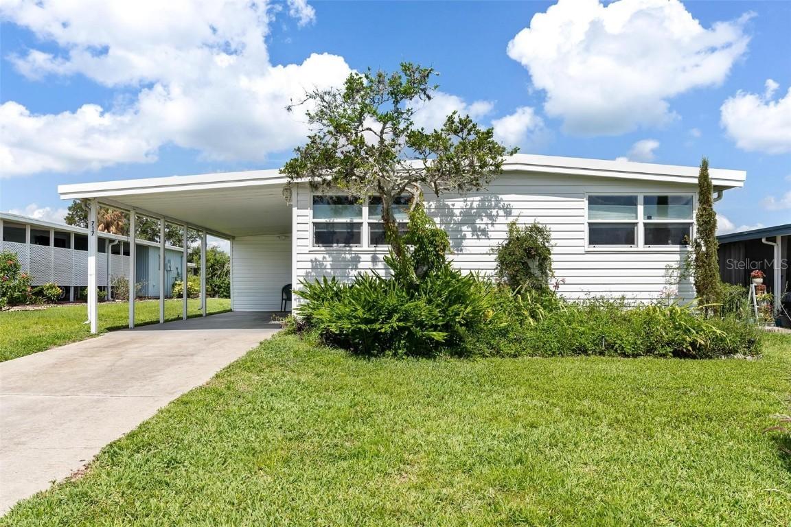717 W Coach N Four Dr., Leesburg, FL 34748