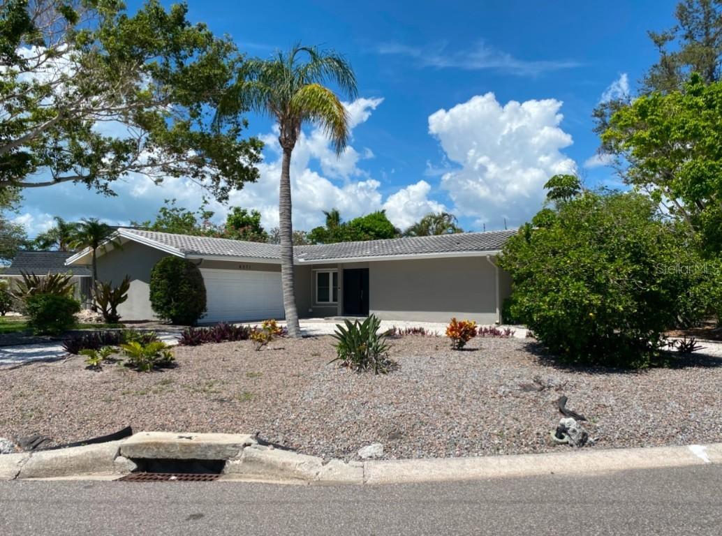 4571 Clearwater Harbor Dr., Largo, FL 33770